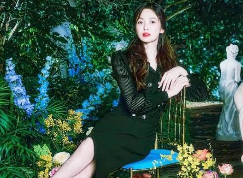 Song Hye Kyo giảm cân đẹp khác lạ trong bộ ảnh mới