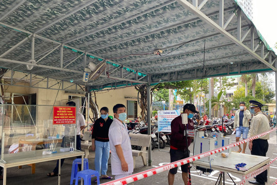TP Đà Lạt: Xử phạt nhiều người không đeo khẩu trang nơi công cộng