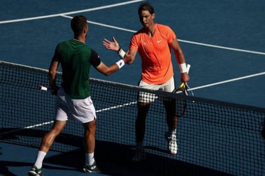 Australia mở rộng 2021: Nadal thắng nhàn trận ra quân