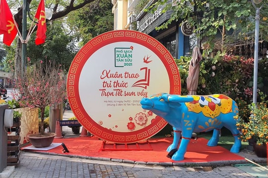 “Phố sách Xuân Tân Sửu 2021”: Nét đẹp văn hóa đọc của nhân dân Thủ đô
