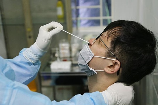 517 mẫu xét nghiệm liên quan đến 3 bệnh nhân Công ty Mitsui âm tính lần 1 với SARS- CoV-2 