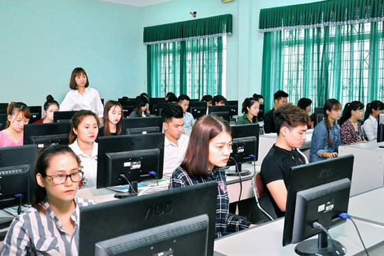 Những trường nào được phép cấp tổ chức thi và cấp chứng chỉ ngoại ngữ?