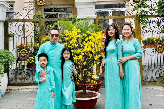 Jimii Nguyễn – Ngọc Phạm và 3 nhóc tỳ xúng xính áo dài đón xuân 2021