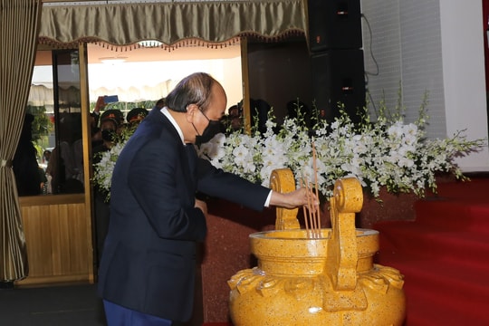 Lãnh đạo Đảng, Nhà nước viếng đồng chí Trương Vĩnh Trọng