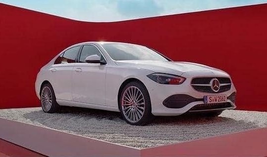 Lộ hình ảnh Mercedes-Benz C-Class 2022 động cơ chạy điện trước ngày ra mắt
