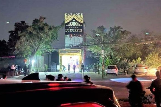 Hòa Bình: Án mạng khiến 8 người thương vong trong quán karaoke