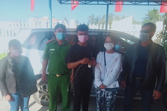 Thanh niên 18 tuổi ngáo đá, cầm dao dọa giết người thân