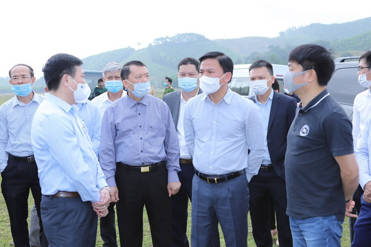 Thanh Hóa khảo sát địa điểm triển khai dự án khu du lịch Bến En