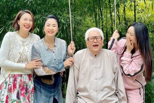 Loạt hình ảnh trẻ trung ngoài đời của NSND Thu Hà