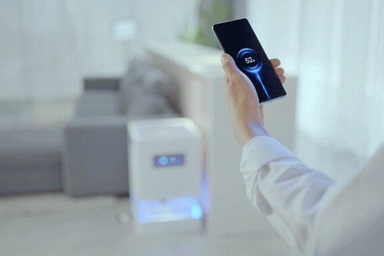 Oppo ra công nghệ sạc qua không khí