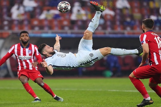 Lượt đi vòng 1/8 Champions League: Sự trở lại của người Anh