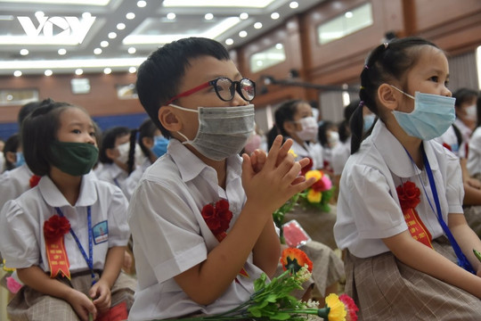 Hà Nội chưa quyết định thời gian học sinh đi học
