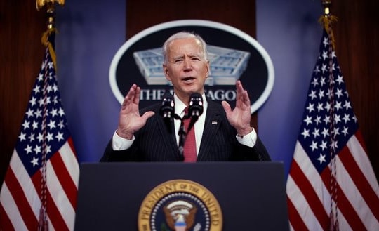 Tổng thống Joe Biden bất ngờ ra lệnh không kích Syria