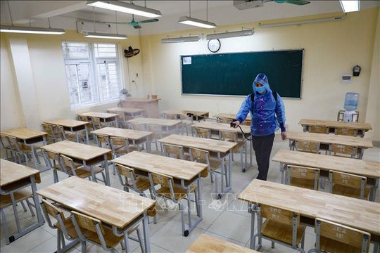 Học sinh 60 tỉnh, thành phố trở lại trường học từ hôm nay  