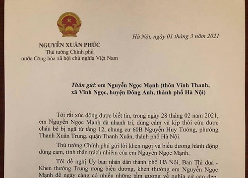 Thủ tướng khen ngợi thanh niên dũng cảm cứu em bé rơi từ tầng 12 chung cư
