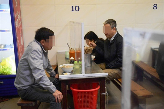 Từ ngày 2/3: Hà Nội cho phép các nhà hàng, quán cà phê mở cửa trở lại