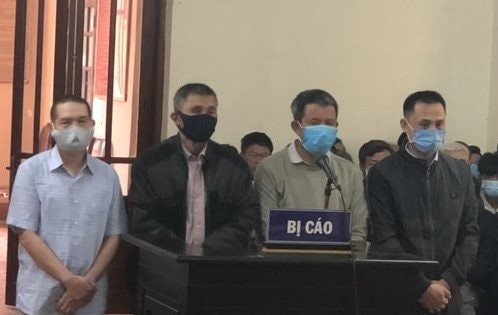 Hội trưởng Hội CCB xóm cầm đầu đường dây làm giấy tờ giả để hưởng chế độ chính sách
