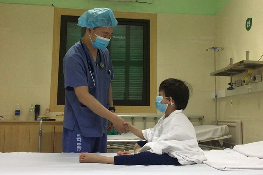 Bệnh nhi nhỏ tuổi nhất Việt Nam được ghép tim thành công