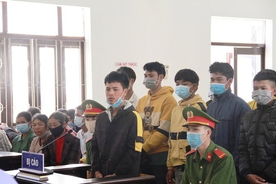 Hai nhóm trai làng hỗn chiến khiến 1 người tử vong