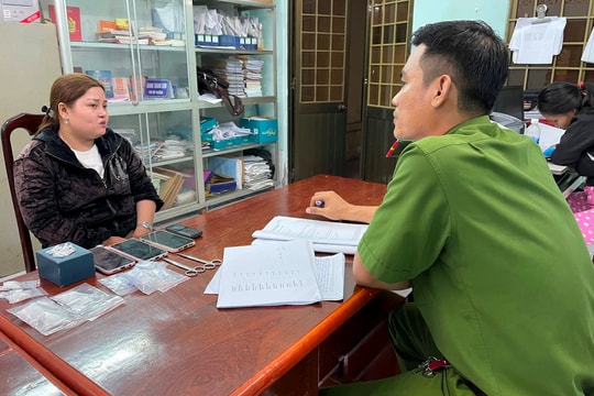 Bắt nữ quái thuê trẻ vị thanh niên đi giao ma túy