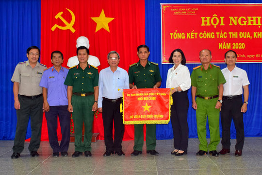 Khối Nội chính Tây Ninh tổng kết thi đua - khen thưởng năm 2020
