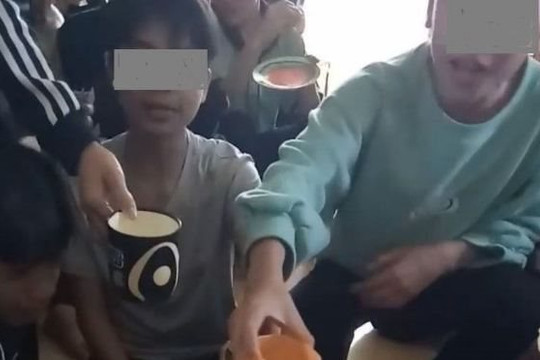 Giáo viên đăng clip học sinh cấp 2 uống bia lên facebook
