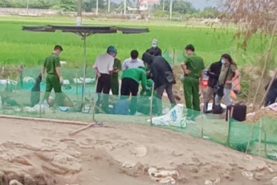 Đánh chết người vì giành chỗ ngủ trong chòi vịt