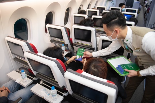 Bamboo Airways tung loạt quà tặng hấp dẫn tri ân phái đẹp nhân ngày 8/3

