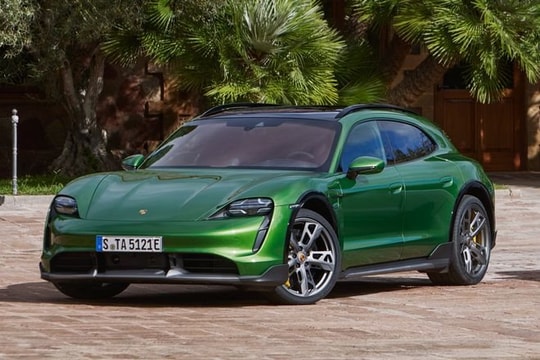 Porsche Taycan Cross Turismo chính thức ra mắt