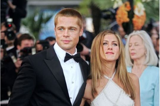 Brad Pitt tái hợp với vợ cũ Jennifer Aniston sau 15 năm?