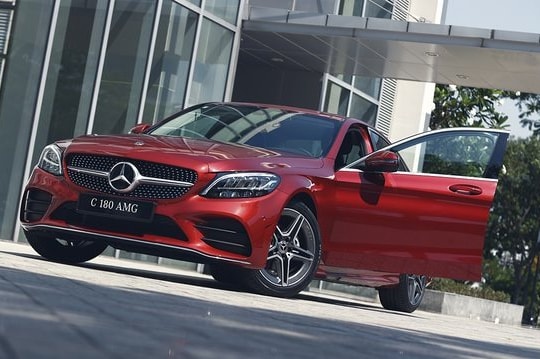 Mercedes-Benz C 180 AMG có giá 1,5 tỷ đồng tại Việt Nam