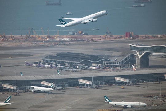 Hãng hàng không Cathay Pacific Airways lỗ kỷ lục vào năm 2020
