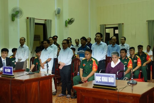 Phiên tòa rút kinh nghiệm vụ án bị cáo bị truy tố  về tội "Tham ô tài sản"