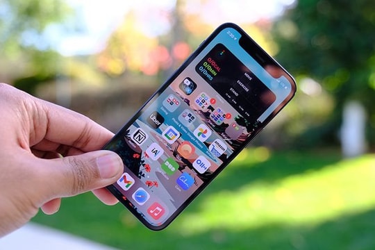 Apple cắt giảm sản lượng iPhone 12 mini