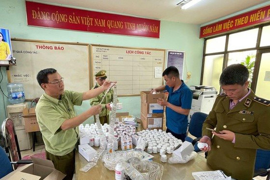 Hà Nội: Phát hiện gần 300.000 sản phẩm thuốc nghi nhập lậu từ Hàn Quốc