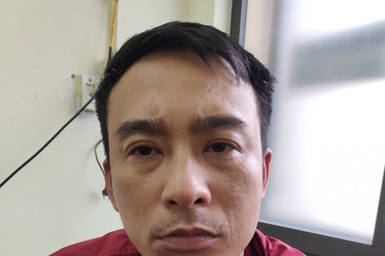 Khởi tố đối tượng say rượu hành hung cảnh sát giao thông