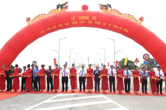 Thủ tướng dự lễ thông xe cầu Cửa Hội nối Nghệ An – Hà Tĩnh