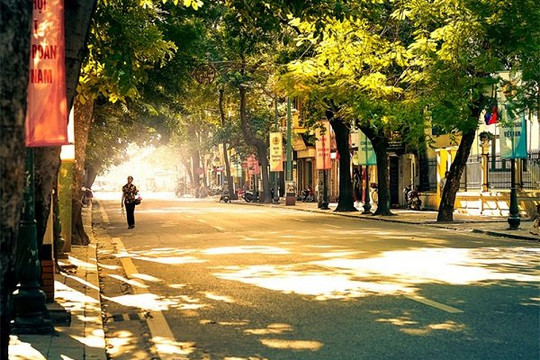 Dự báo thời tiết 15/3: Bắc Bộ hửng nắng ấm, Nam Bộ nắng nóng