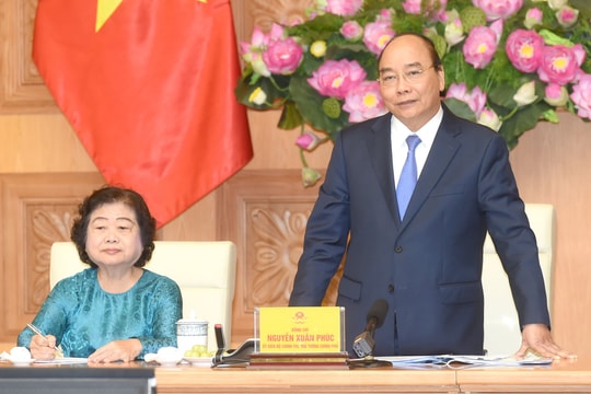 Thủ tướng: Giáo dục tinh thần yêu nước, lòng tự hào dân tộc cho thế hệ trẻ
