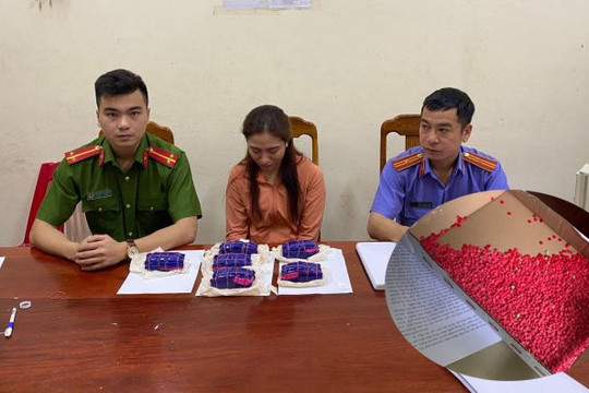 Nghệ An: Bắt “hot girl” tiệm spa, thu hơn 12.000 viên ma túy