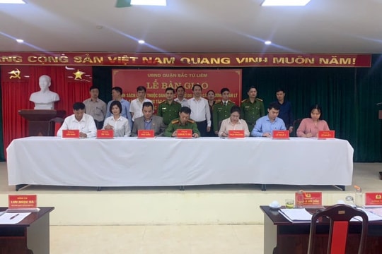 Quận Bắc Từ Liêm bàn giao cơ sở và tập huấn công tác PCCC cho các phường