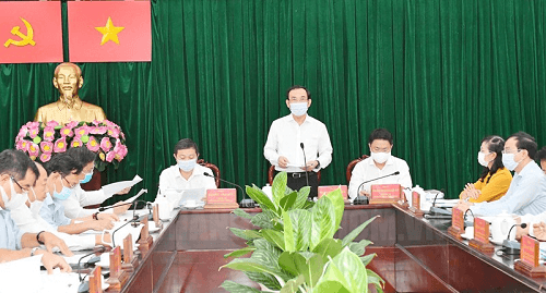 Lắng nghe và xử lý những vấn đề bức xúc của nhân dân