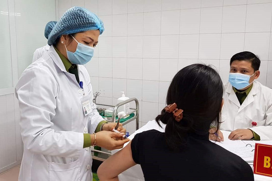 Sáng 21/3, không có ca mắc mới, hơn 32.000 người Việt đã tiêm vắc xin COVID-19