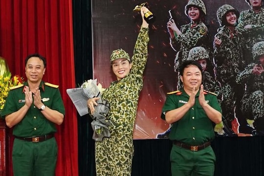 Kỳ Duyên xóa mác "hoa hậu thị phi" ở "Sao nhập ngũ"