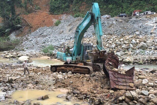 Vụ sạt lở Nhà máy Thủy điện Rào Trăng 3: Triển khai tìm kiếm các nạn nhân tại bãi bồi thứ nhất