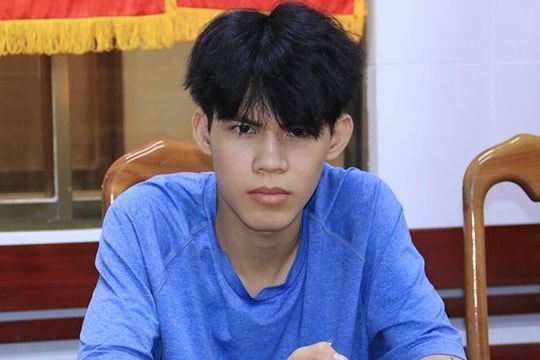 Thiếu niên nghiện game, giết bạn, cướp tài sản