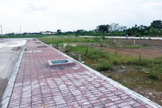 Thủ tục chuyển nhượng đất trúng đấu giá như thế nào?