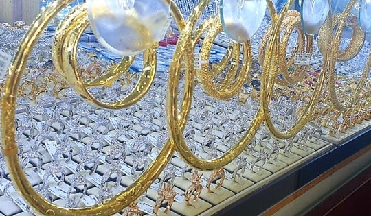 Giá vàng hôm nay 28/3: Giảm mạnh, vàng SJC về mức thấp nhất trong 1 tháng qua