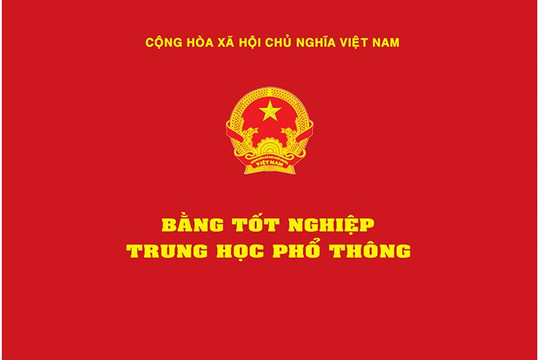 Cách chức hai cán bộ xã dùng bằng tốt nghiệp giả