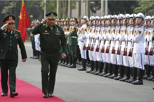 Tổng thống Putin tặng Huân chương Hữu nghị cho Bộ trưởng Ngô Xuân  Lịch